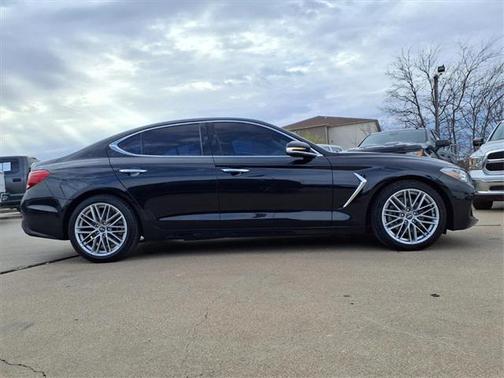 2021 Genesis G70 2.0T RWD