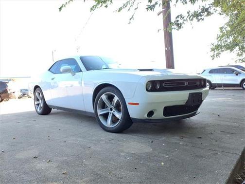 2015 Dodge Challenger SXT