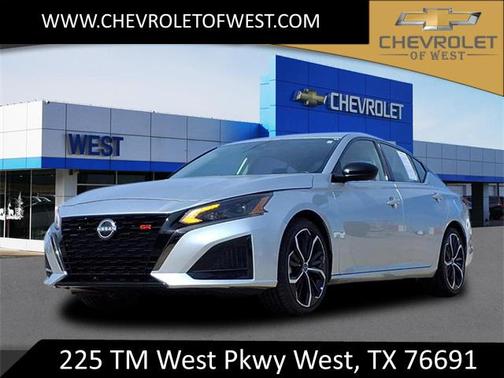 2024 Nissan Altima SR FWD