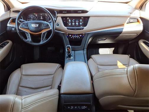 2018 Cadillac XT5 Platinum