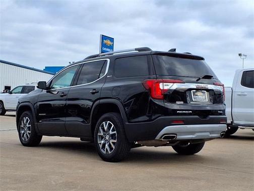 2023 GMC Acadia AWD SLT
