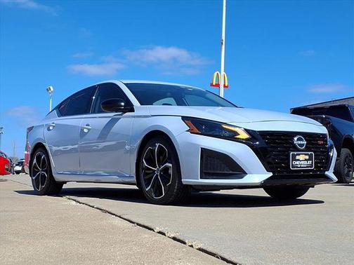 2024 Nissan Altima SR FWD