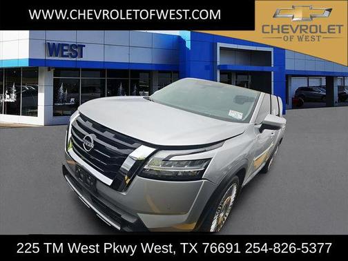 Brilliant Silver Metallic 2023 Nissan Pathfinder Platinum FWD