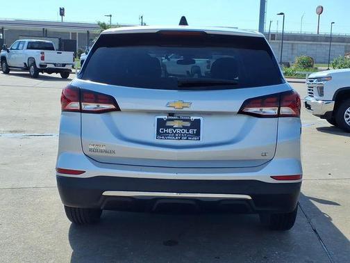 Silver Ice Metallic 2022 Chevrolet Equinox 1LT