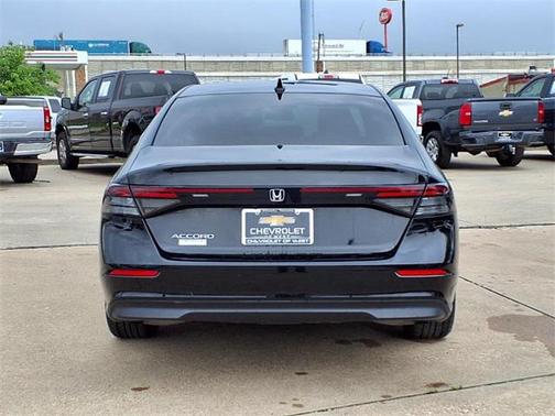 2023 Honda Accord LX 1.5T