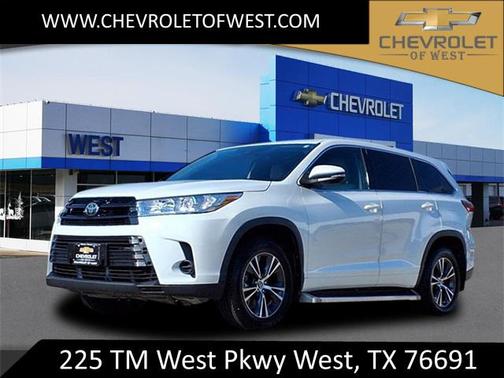 2017 Toyota Highlander LE