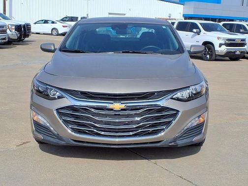 Mineral Gray Metallic 2025 Chevrolet Malibu FWD 1LT