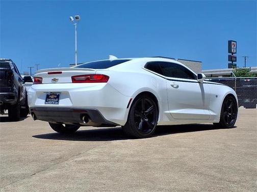 2017 Chevrolet Camaro 1LT