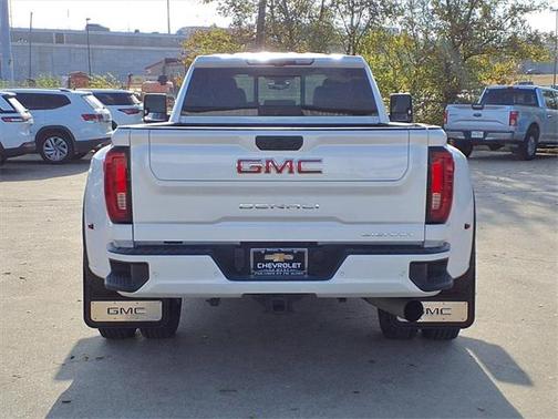 2023 GMC Sierra 3500 Denali