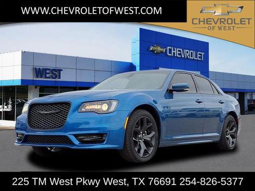 2022 Chrysler 300 Touring