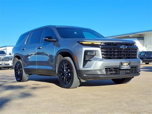 2024 Chevrolet Traverse LS
