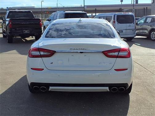 2014 Maserati Quattroporte S Q4