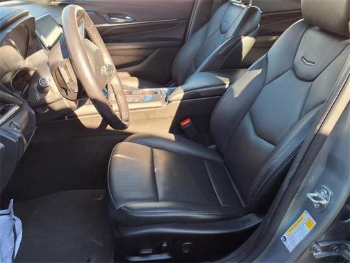 2023 Cadillac CT4 Premium Luxury