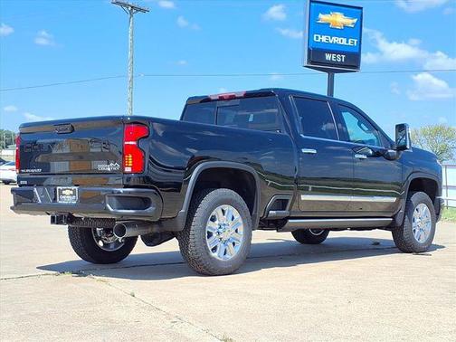 2025 Chevrolet Silverado 2500 High Country