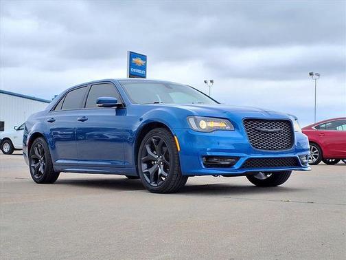 2022 Chrysler 300 Touring