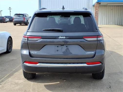 2024 Jeep Grand Cherokee Laredo