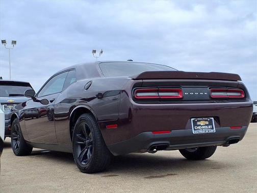 2022 Dodge Challenger SXT