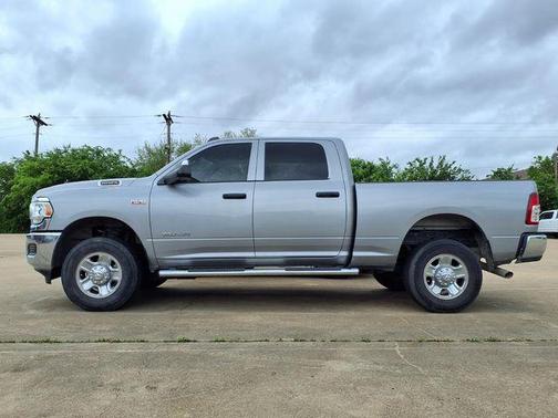 Billet Silver Metallic Clearcoat 2021 RAM 2500 Tradesman Crew Cab 4x4 6'4' Box