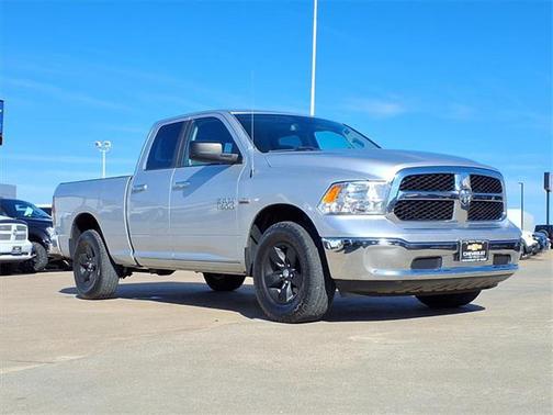 2016 RAM 1500 SLT