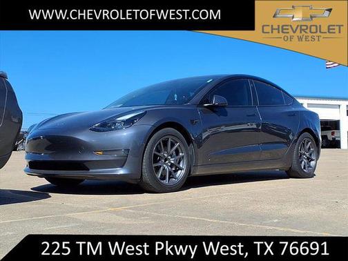 2022 Tesla Model 3 Standard Range