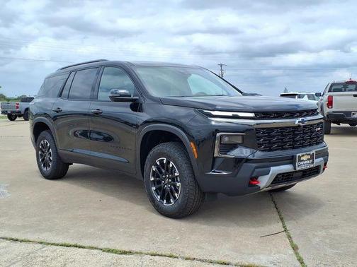 Mosaic Black Metallic 2026 Chevrolet Traverse AWD Z71