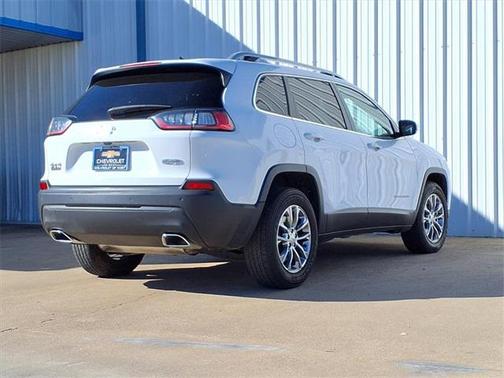 2021 Jeep Cherokee Latitude Lux