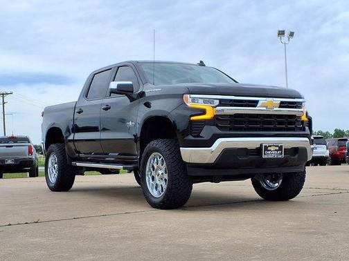 Black 2026 Chevrolet Silverado 1500 LT