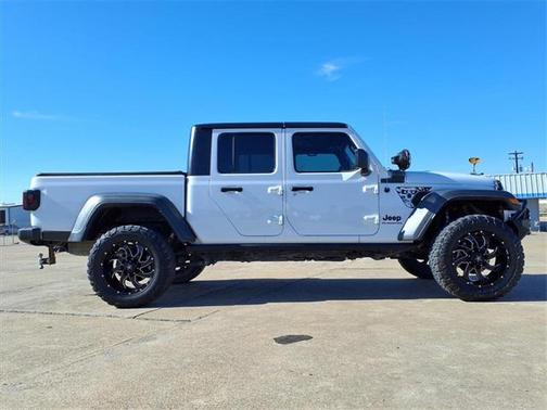 2020 Jeep Gladiator Sport