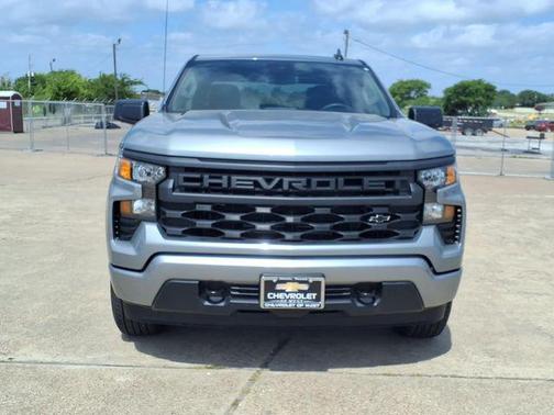 Sterling Gray Metallic 2026 Chevrolet Silverado 1500 Custom