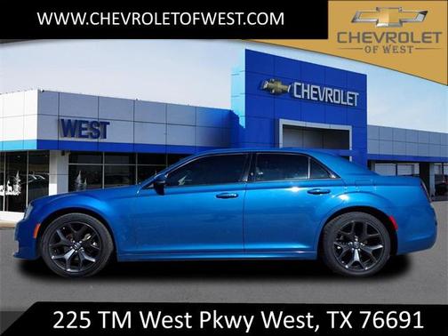 2022 Chrysler 300 Touring