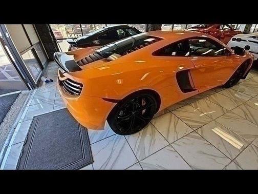 2012 McLaren MP4-12C Base