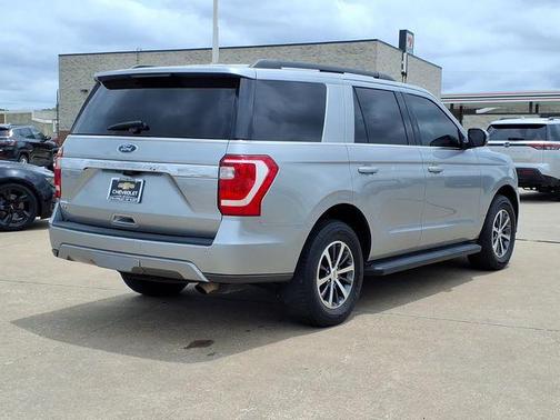 Iconic Silver Metallic 2020 Ford Expedition XLT