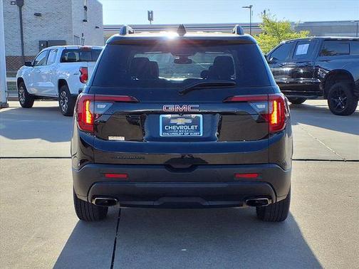 2021 GMC Acadia FWD SLT