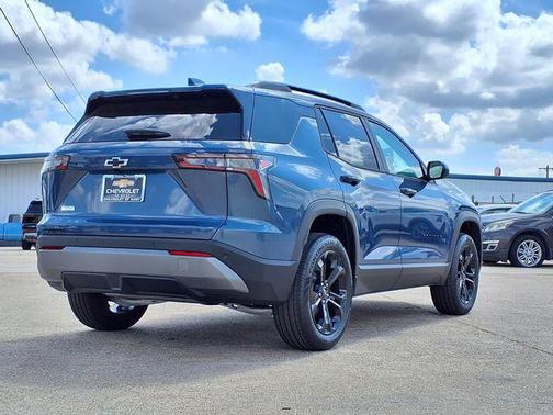 Lakeshore Blue Metallic 2027 Chevrolet Equinox 1LT