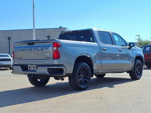 2025 Chevrolet Silverado 1500 Custom