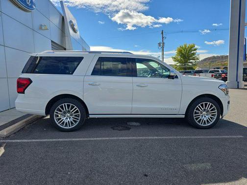 2022 Ford Expedition Max Platinum