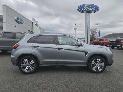 2025 Mitsubishi Outlander Sport SE