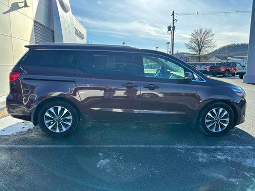 2015 Kia Sedona SX