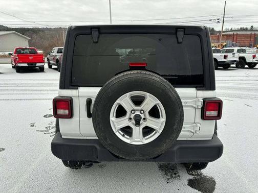 2022 Jeep Wrangler Unlimited Sport