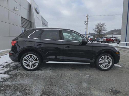 2018 Audi Q5 2.0T Premium Plus