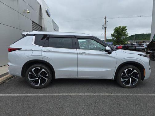2022 Mitsubishi Outlander SEL 2.5 S-AWC