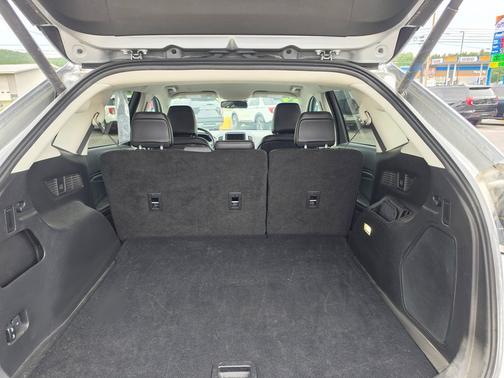 Iconic Silver Metallic 2024 Ford Edge Titanium