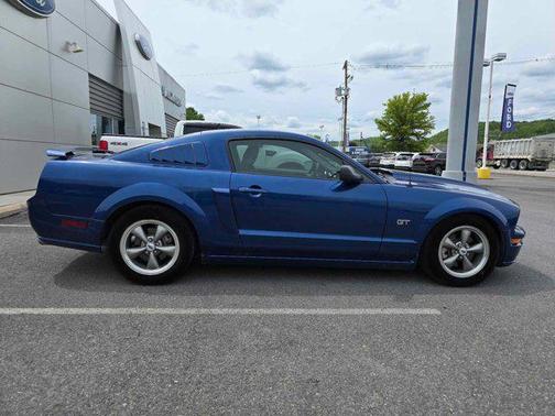 2006 Ford Mustang GT Premium