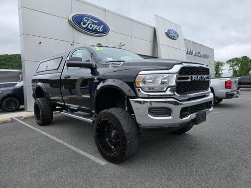 2021 RAM 3500 Tradesman Regular Cab 4x4 8' Box