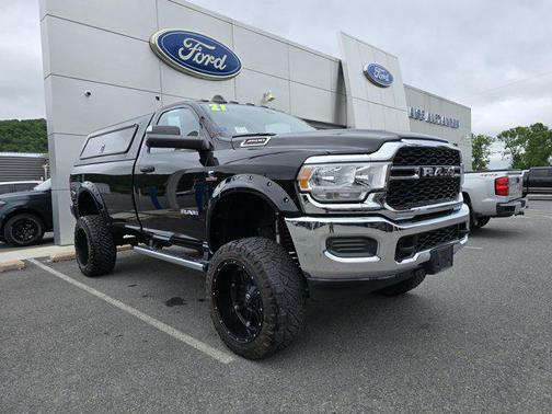 2021 RAM 3500 Tradesman Regular Cab 4x4 8' Box