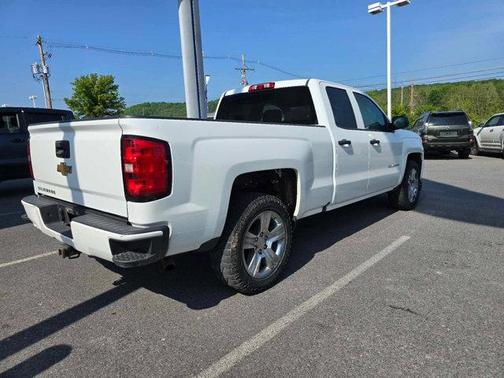 2017 Chevrolet Silverado 1500 Custom