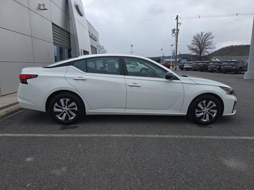 2024 Nissan Altima S FWD