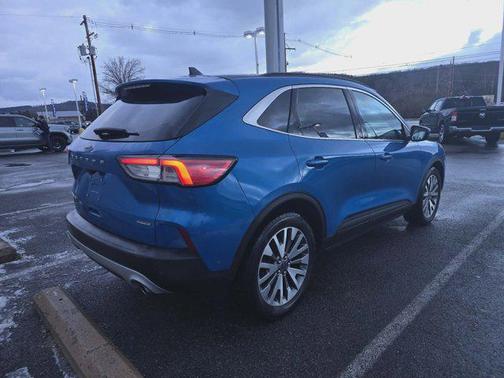 2021 Ford Escape Titanium