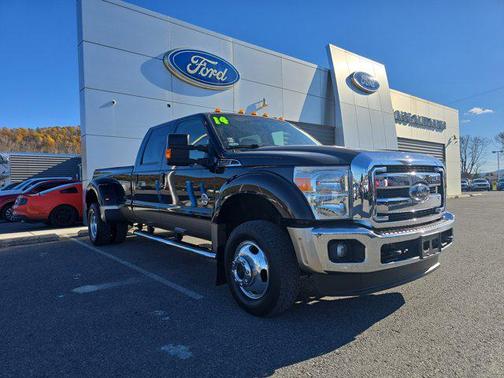 2014 Ford F-450 Lariat