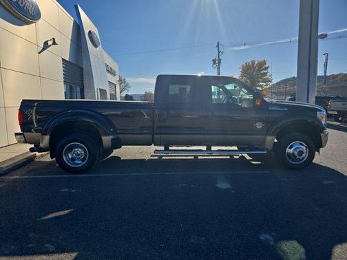 2014 Ford F-450 Lariat